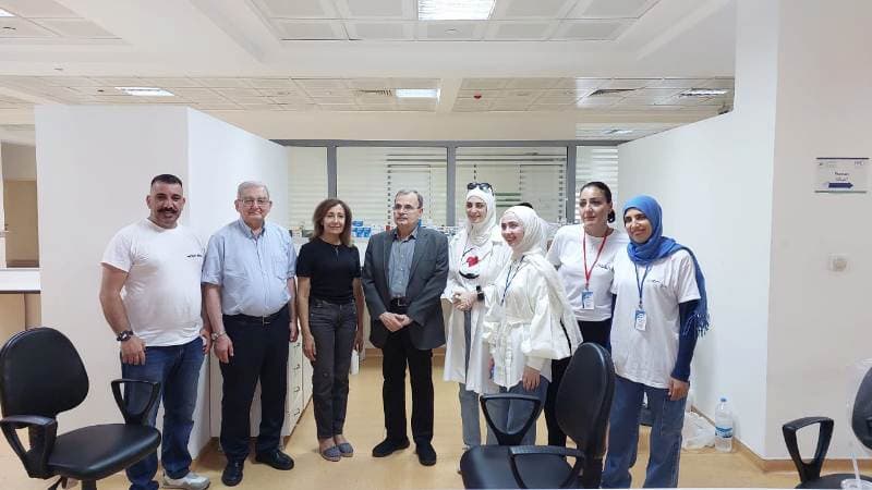 البزري تفقد الحملة الطبية المجانية في المستشفى التركي البزري تفقد الحملة الطبية المجانية في المستشفى التركي