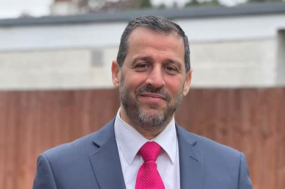 بين النصيحة والتشهير: أين الحكمة؟ بين النصيحة والتشهير: أين الحكمة؟