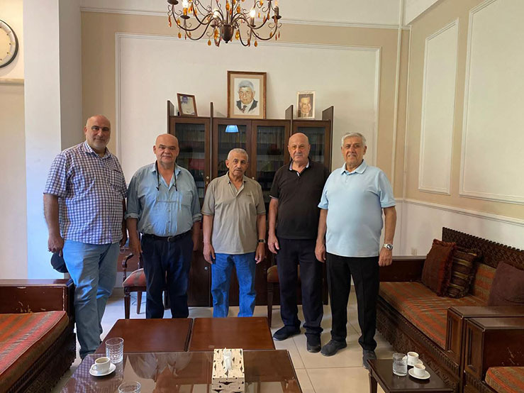 أسامة سعد يبحث مع لجنة سكان حي القدس في صيدا الأوضاع الخدماتية والإنمائية أسامة سعد يبحث مع لجنة سكان حي القدس في صيدا الأوضاع الخدماتية والإنمائية