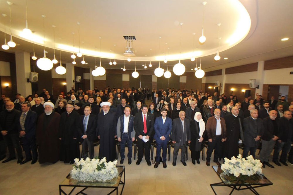 برعاية وزير الزراعة: تكريم الشاب عامر محمد علي نحولي باحتفال حاشد في بلدية صيدا برعاية وزير الزراعة: تكريم الشاب عامر محمد علي نحولي باحتفال حاشد في بلدية صيدا